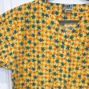 4/$25 UA Scrubs Top Nurse Large Yellow Orange Blue